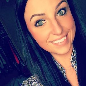 Meet your Posher, Alissa